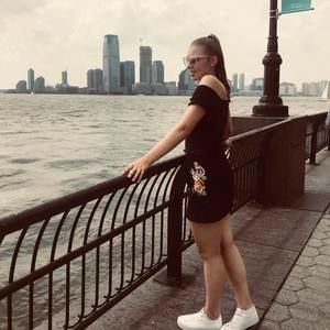 Meet your Posher, Sarah